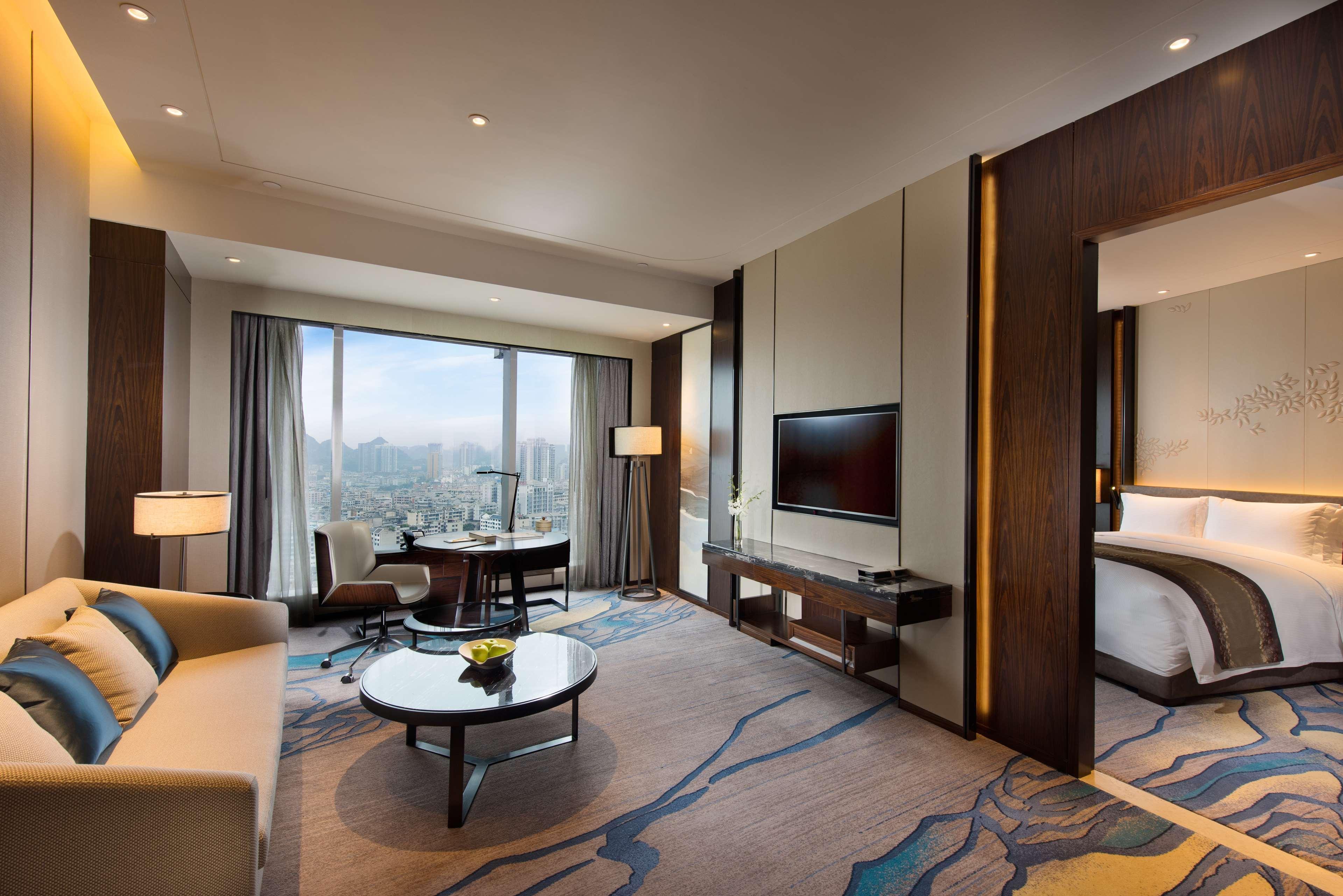 Doubletree By Hilton Hotel Аншунь Экстерьер фото