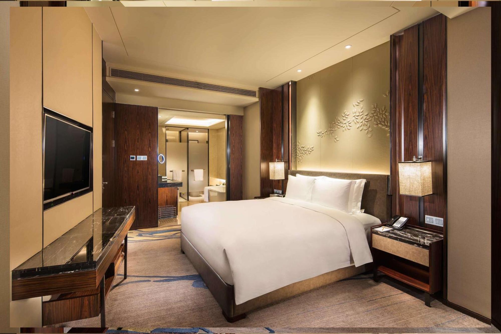 Doubletree By Hilton Hotel Аншунь Экстерьер фото