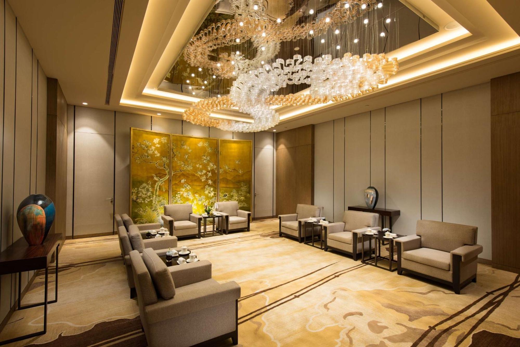 Doubletree By Hilton Hotel Аншунь Экстерьер фото