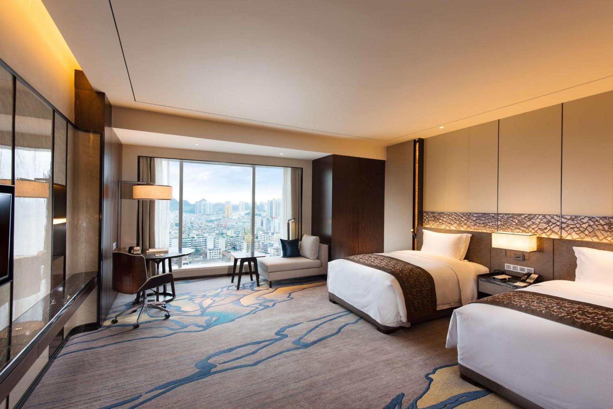 Doubletree By Hilton Hotel Аншунь Экстерьер фото